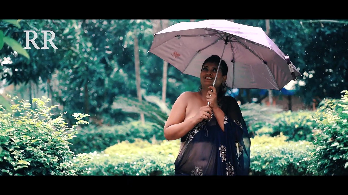 Slow Motion Video By Benzir  Rainy Season  RR  naari nandini nayek navel boob hot saree lover
