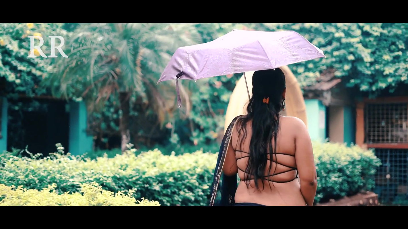 Slow Motion Video By Benzir  Rainy Season  RR  naari nandini nayek navel boob hot saree lover