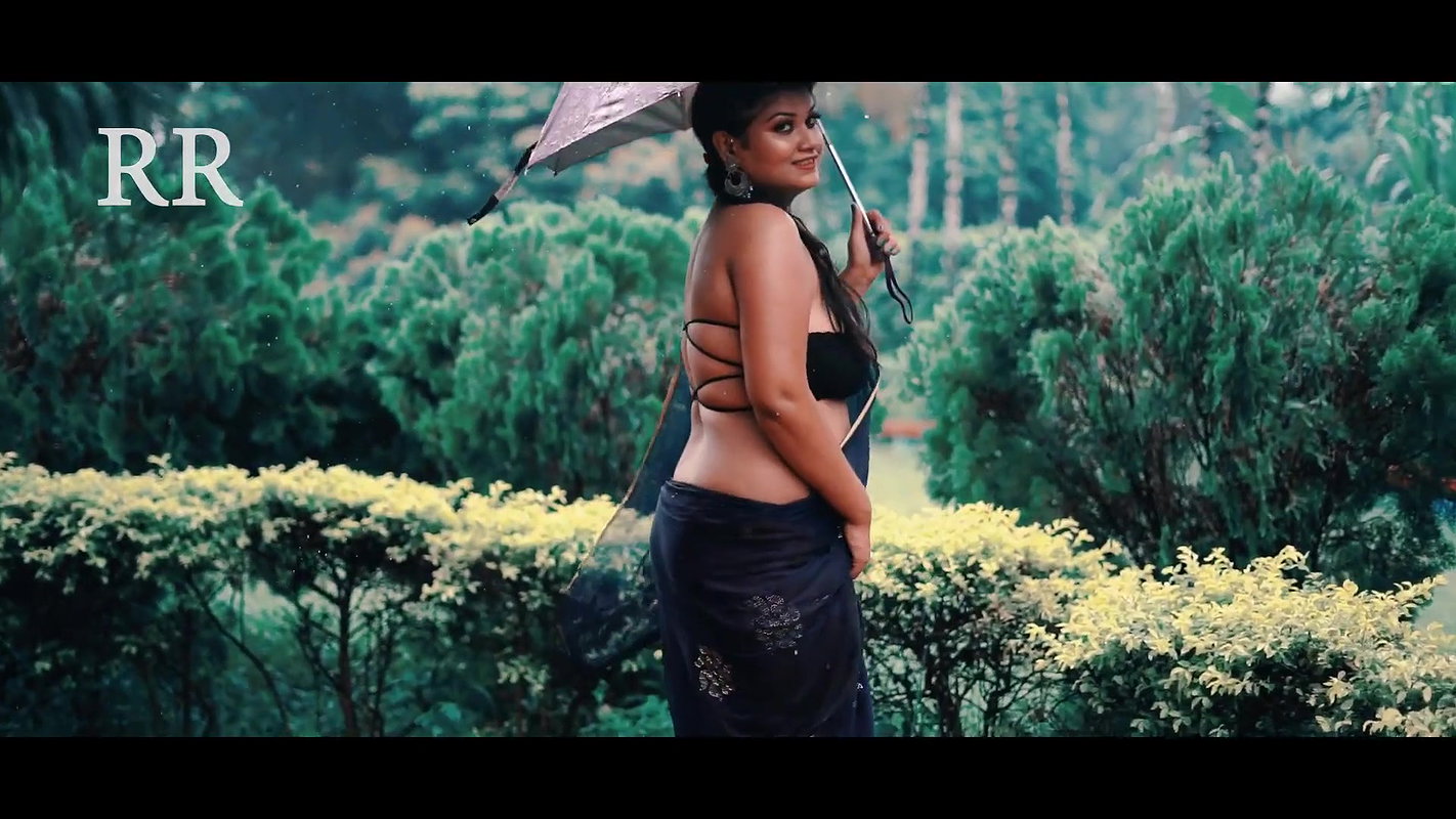Slow Motion Video By Benzir  Rainy Season  RR  naari nandini nayek navel boob hot saree lover