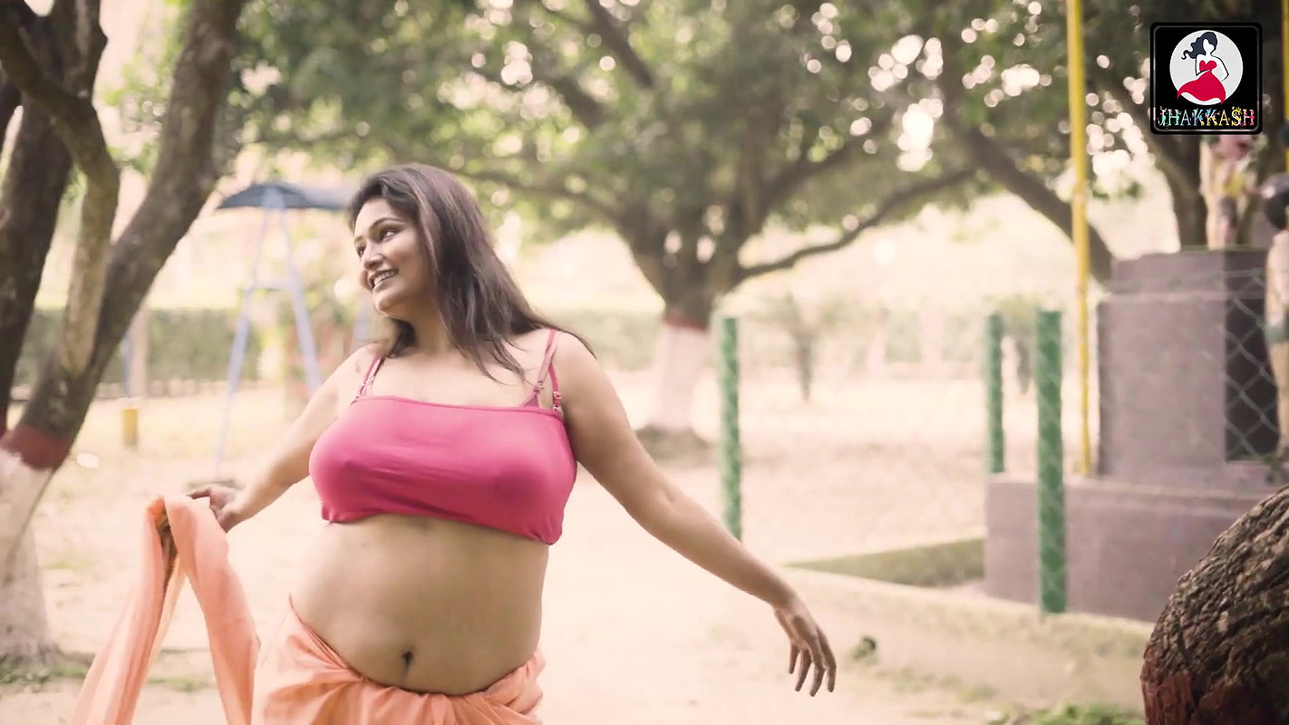 Sucharita  saree lover saree navel naari nandini nayek saree navel show