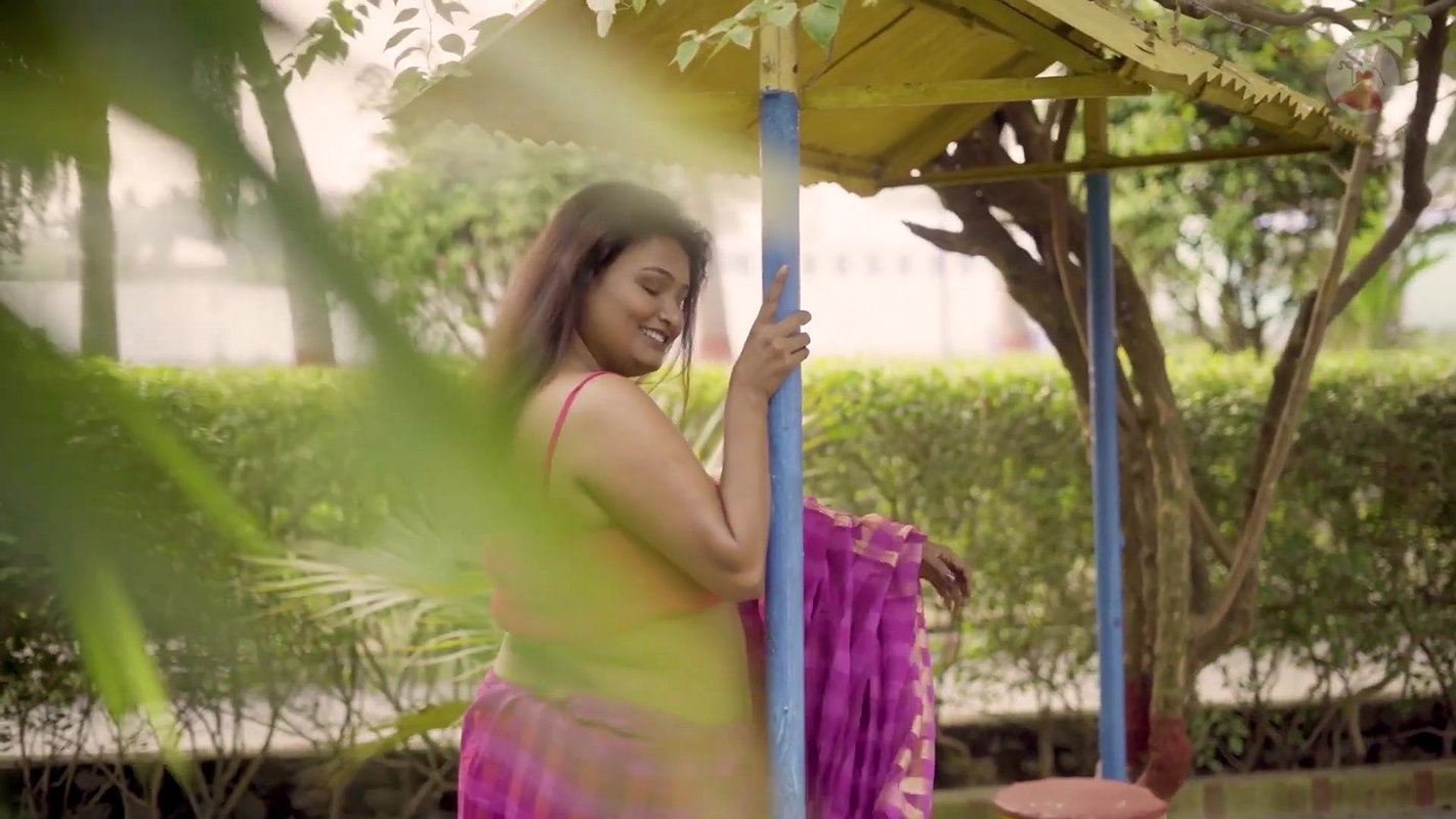Sucharita saree lover saree navel naari nandini nayek saree navel show armpit no bra