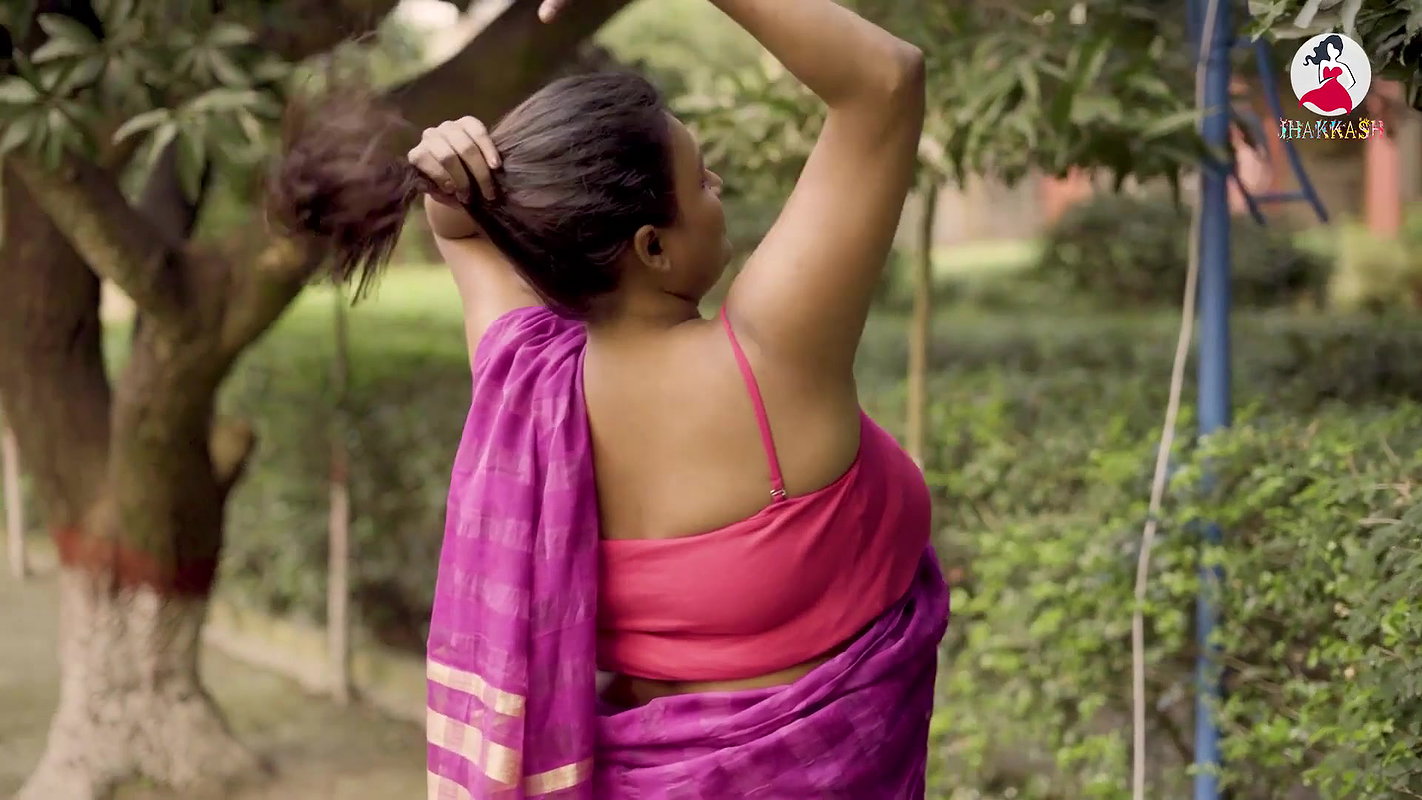 Sucharita saree lover saree navel naari nandini nayek saree navel show armpit no bra