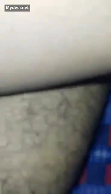 Beautiful Bangl Cllgrl Playing in MOb While client fking her shvd Puzzy