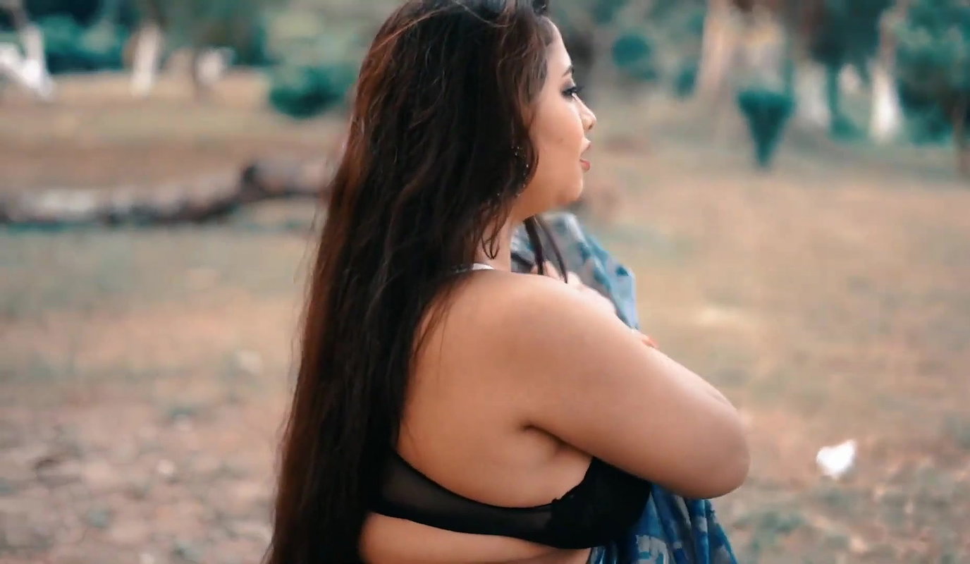 yt1s.com – Parna  Hot Blouse  Naari Magazine Premium Video_1080p