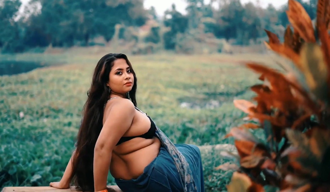 yt1s.com – Parna  Hot Blouse  Naari Magazine Premium Video_1080p