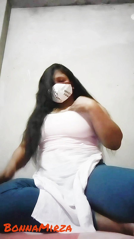 Desi Bhabi has hot imo sex