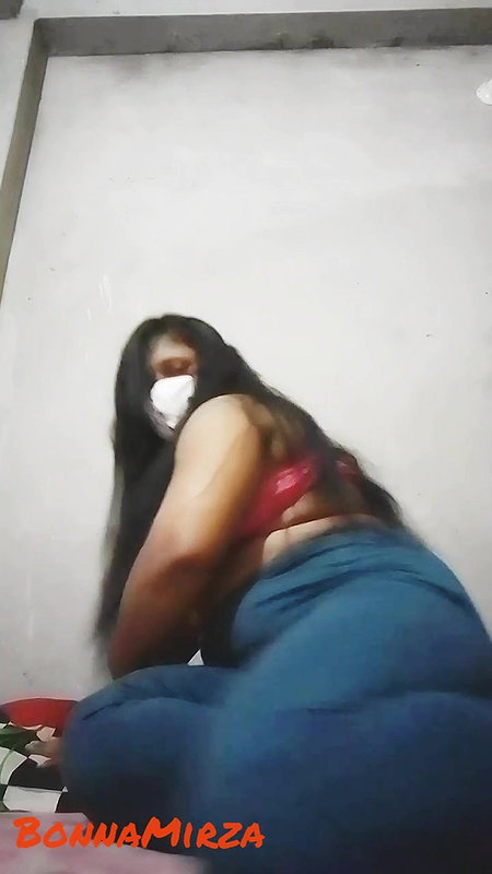 Desi Bhabi has hot imo sex