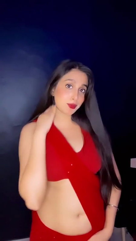 Juhi Sharma Sizzling Hot In Red Saree