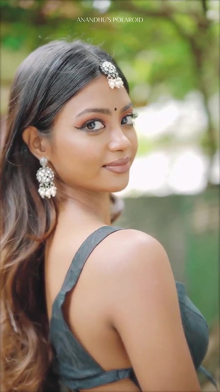 Shaun Romy Dusky Sexy Babe Attractive