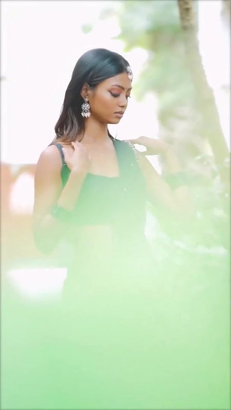 Shaun Romy Dusky Sexy Babe Attractive