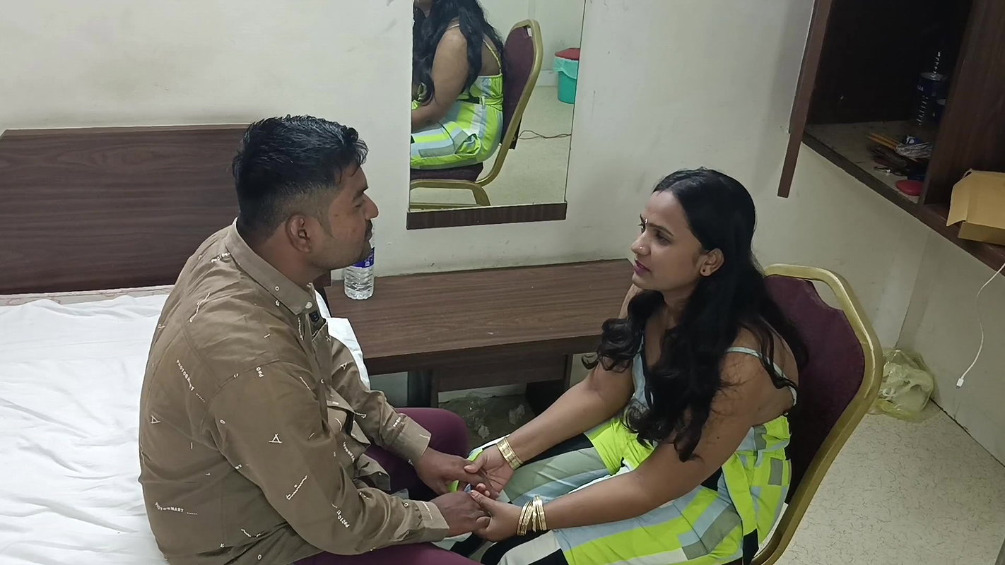 Big Boobs Desi Indian MILF Wife Pussy Licking and Fucking Sex