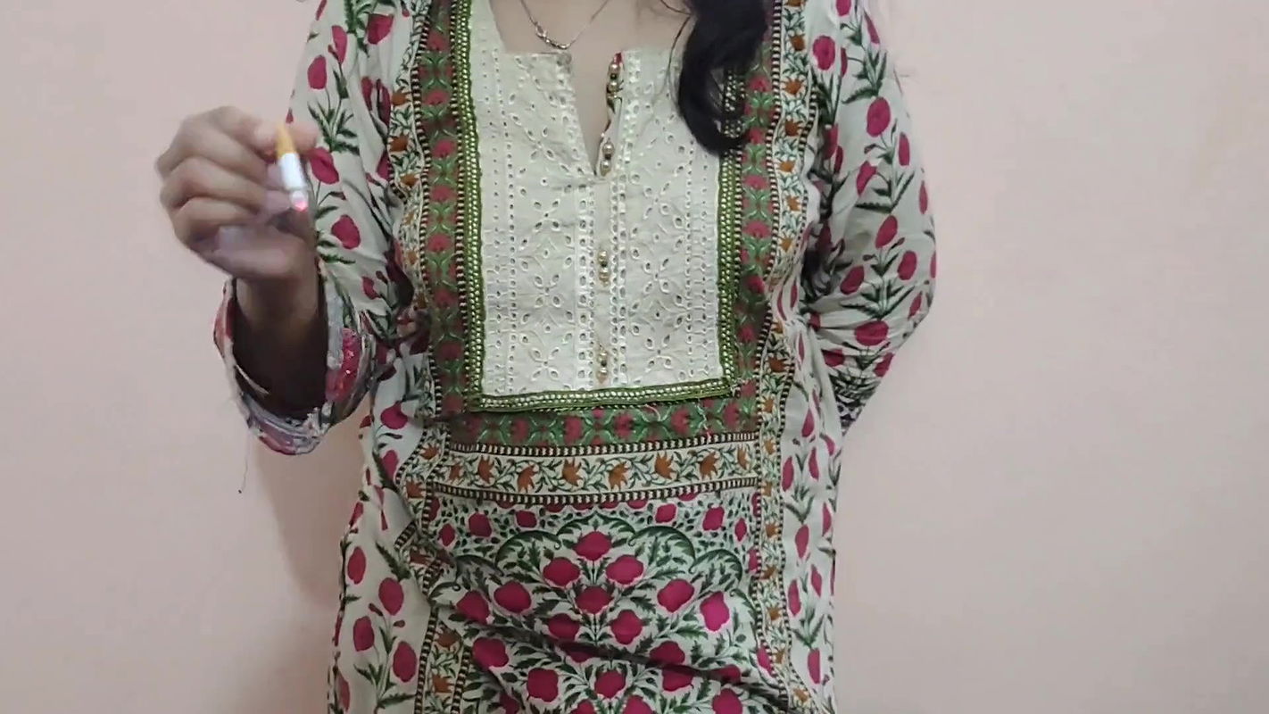 Biga Ass Stepsister in-law Smoking