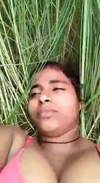 Desi Gf Outdoor Nude Captured