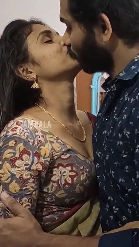 Desi tamil kissing