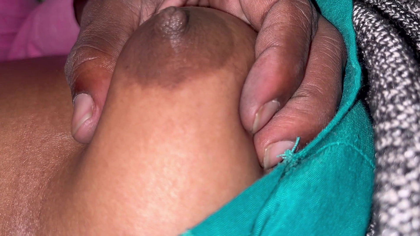 Brother-in-law Made Sister-in-law Cum by Licking Her Pussy