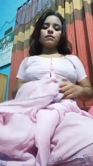 Sayma Akter Dipty Saree Removed & Fingered Hard Horny as fuck