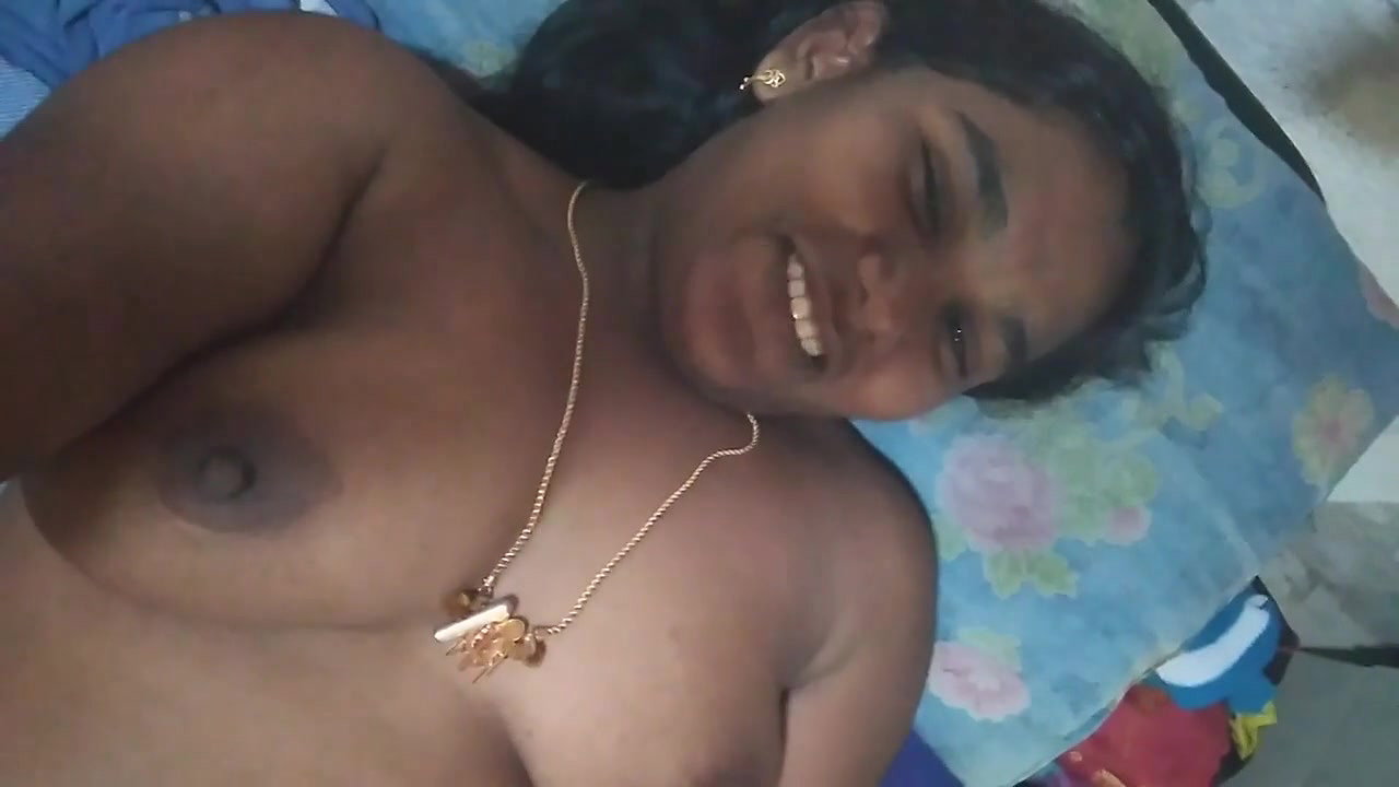 Tamil Bestie Showing Her Boobs To Boy Bestie & Talking So Hot In Tamil
