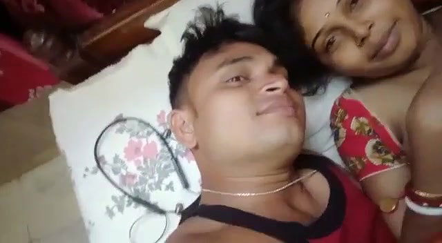 Srilankan Deci Auntty Fucked y Uncle