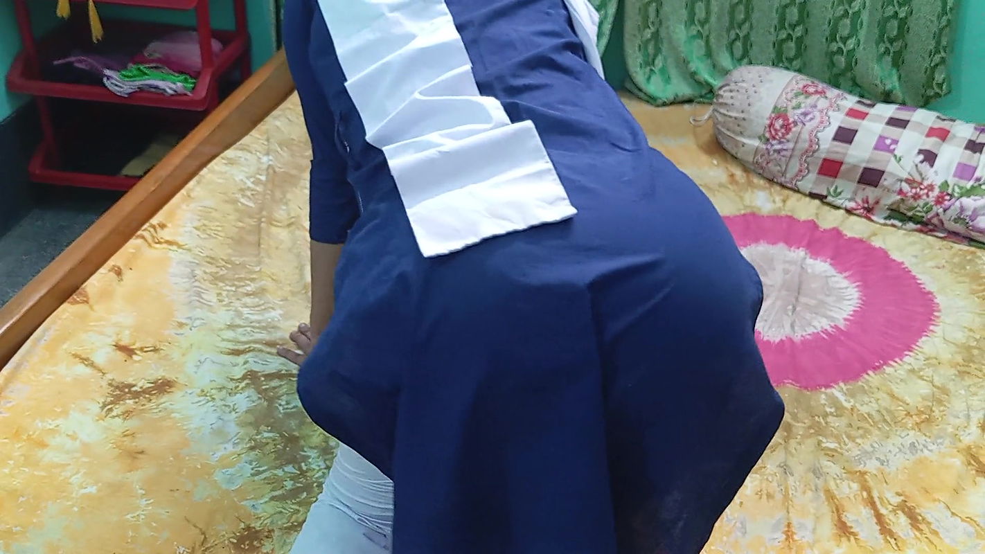 College Student Seduces Her Hot Professor Roleplay