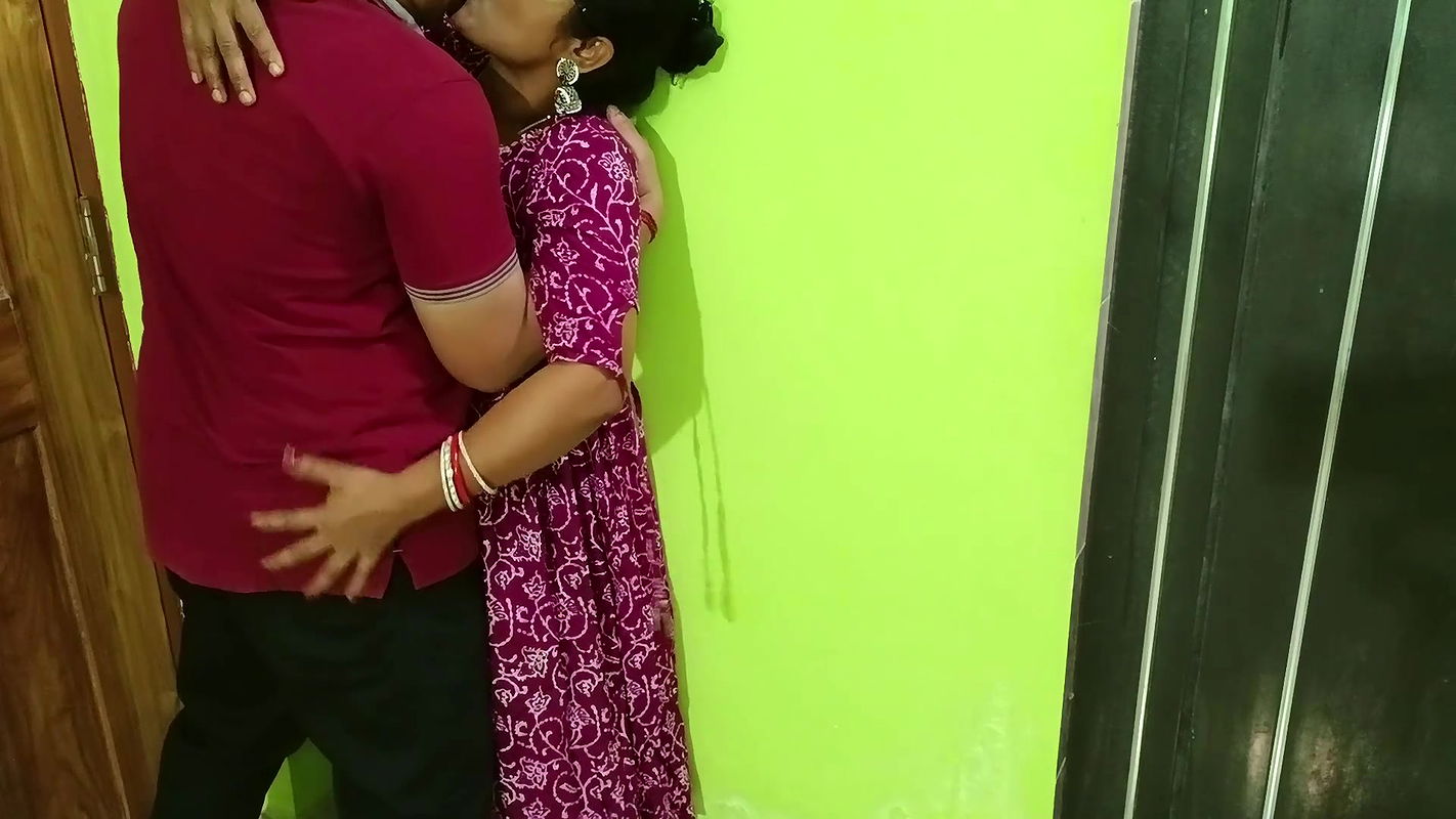 Cute and Hot Nirmala Bhabhi Deep Throat Blowjob and Fucking Hard