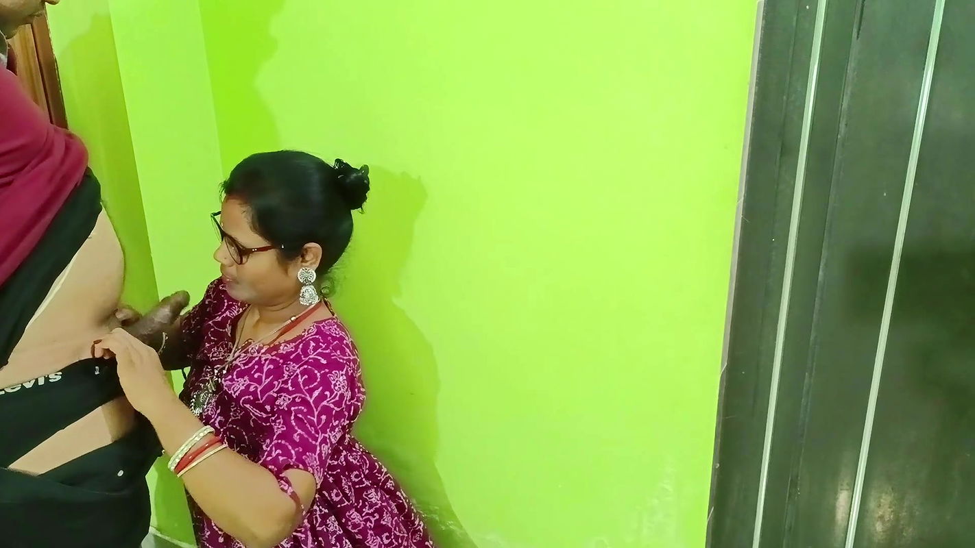 Cute and Hot Nirmala Bhabhi Deep Throat Blowjob and Fucking Hard