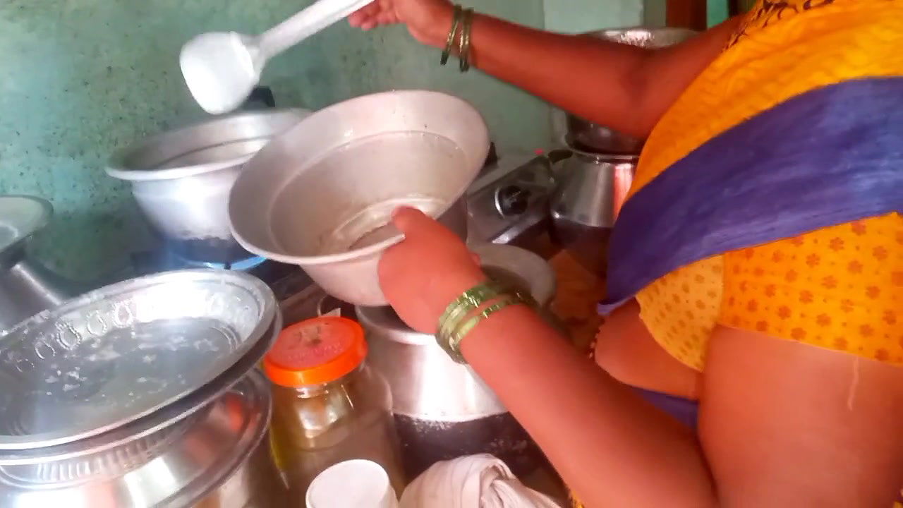 Desi Bhabhi Cooking Homemade Sex
