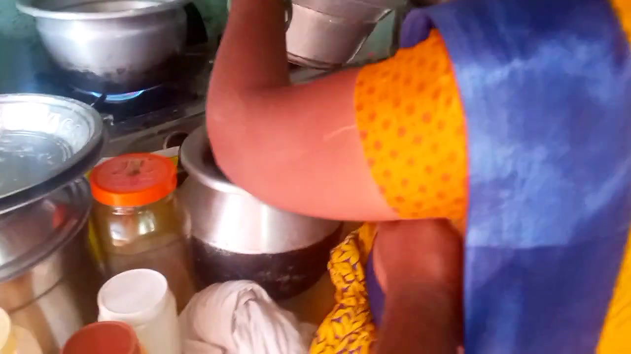 Desi Bhabhi Cooking Homemade Sex