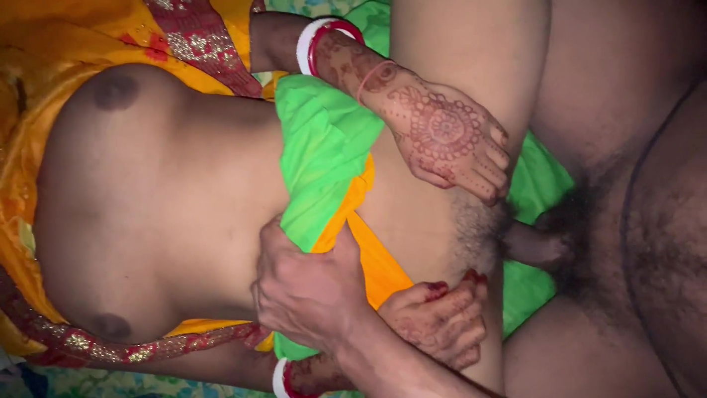 Desi Bhabhi Fucking by Hasband Video