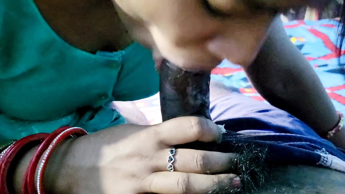 Desi Bhabhi Sucked Boyfriend’s Hindi Audio