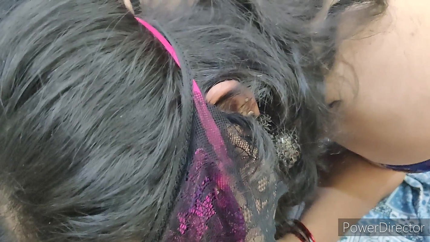 Mallu Desi Couple Cum on Body, Girl in Saree Doing Foot Job and Wild Sex