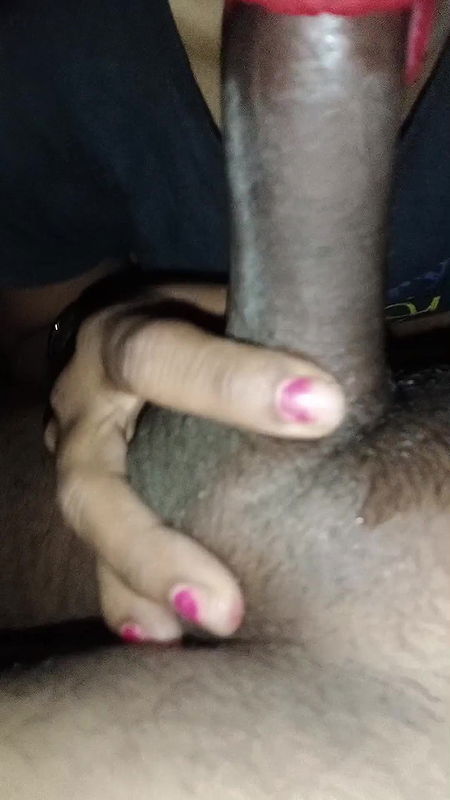 Real Bhabhi Did Blowjob with Brother-in-law at Night