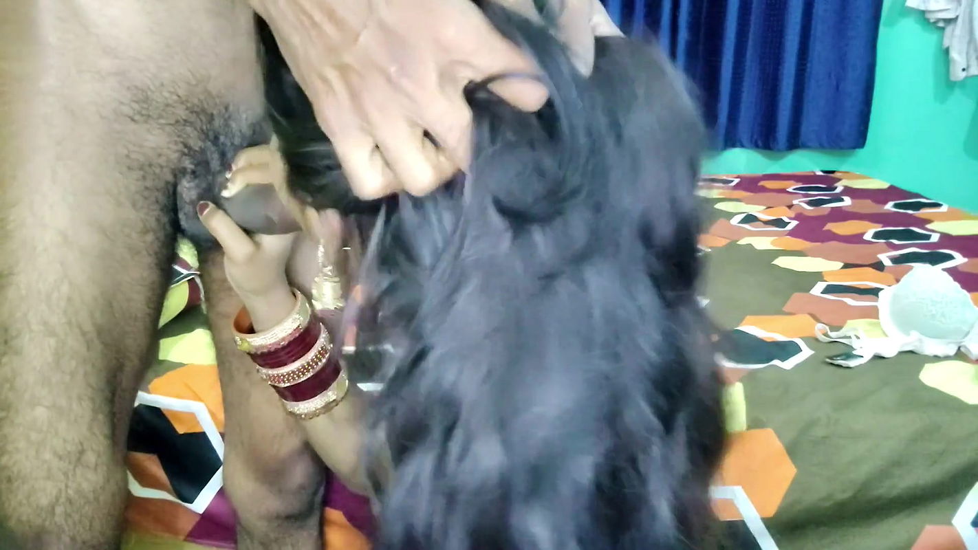 Sister-in-law Watching Porn Then Fucked Her in Doggy Style She Went Crazy After Seeing the Dick Enjoyed It a Lot in Hindi