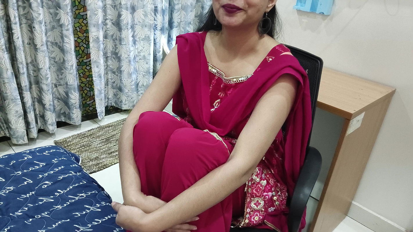 The Brother-in-law Gave Pleasure to the Desi Bhabhi with His Dick