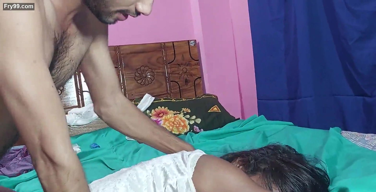 Amateur MMF Threesome Amezing Fuck Bengali college At home