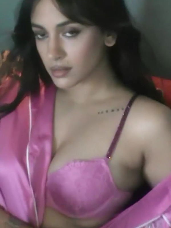 AMBIKA BOLD REELS TOO SEXY IN LINGERIE UUFFF 22