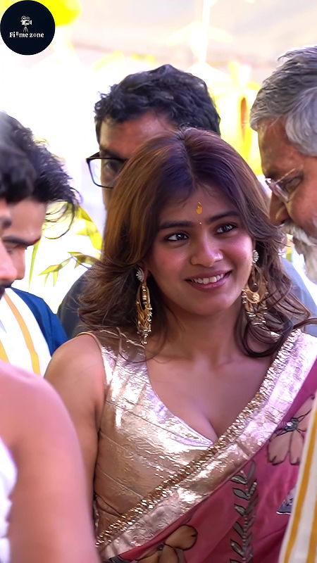 HEBAH PATEL CUTE POPPING CLEAVAGE VIEW UUFFF HQ VIDEO2