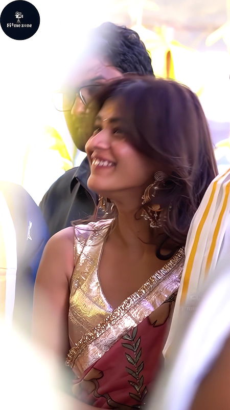 HEBAH PATEL CUTE POPPING CLEAVAGE VIEW UUFFF HQ VIDEO2