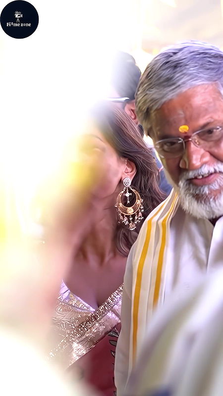 HEBAH PATEL CUTE POPPING CLEAVAGE VIEW UUFFF HQ VIDEO2