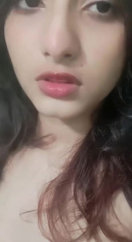 Cute college girl showing her nude sexy body 22