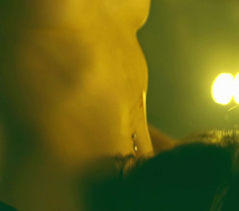 Aria Bedmar hot riding in La Huella Del Mal 2025 22