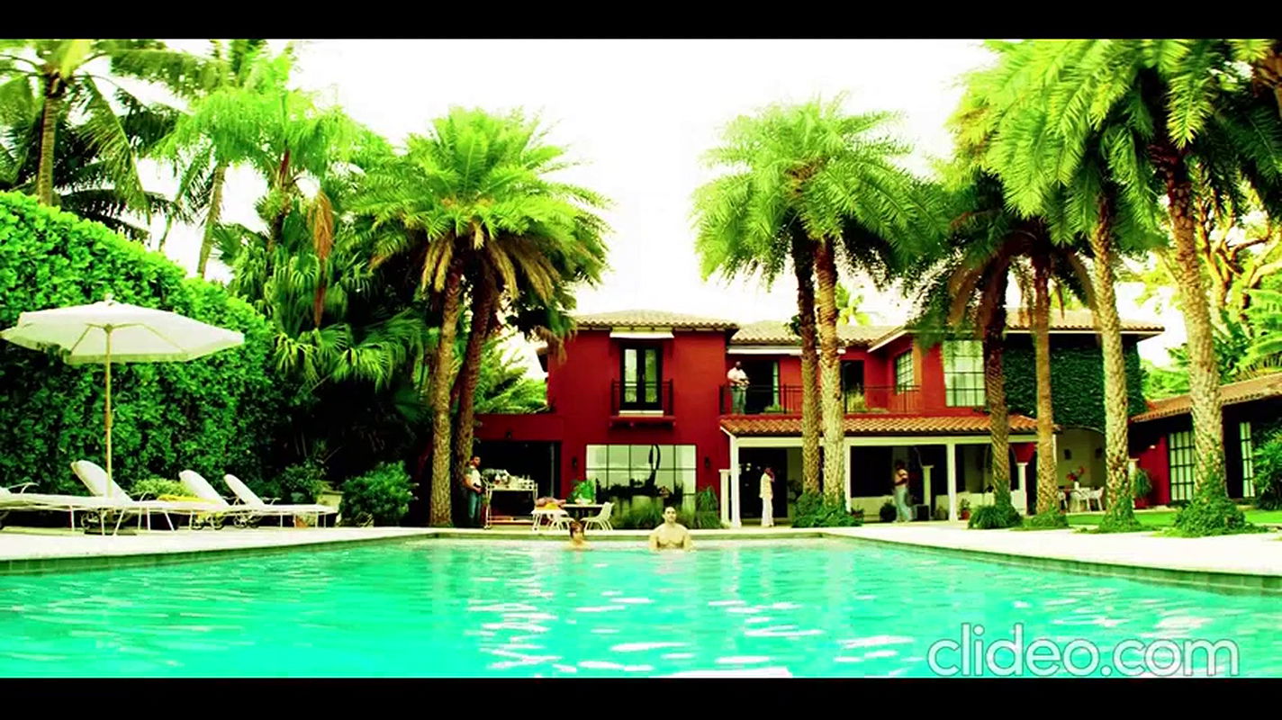 Brittany Allen Dexter Original Sin back ass show 22