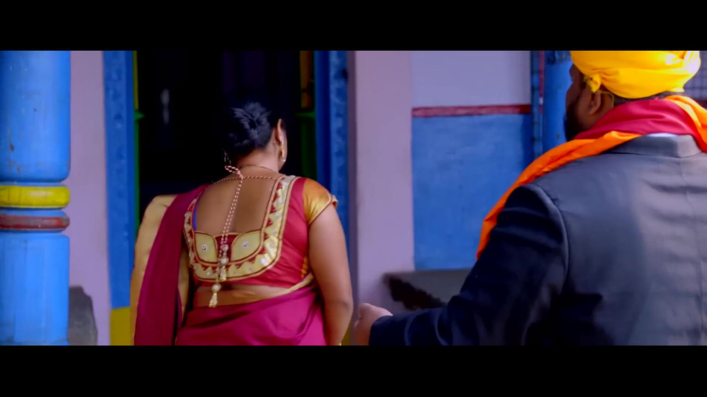 Unk Aunty Dusky Navel Seduction Scene Thota Bavi 2021 1