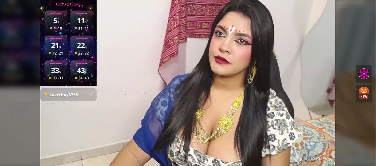 Hot bengali girl show her hot cleavage 22