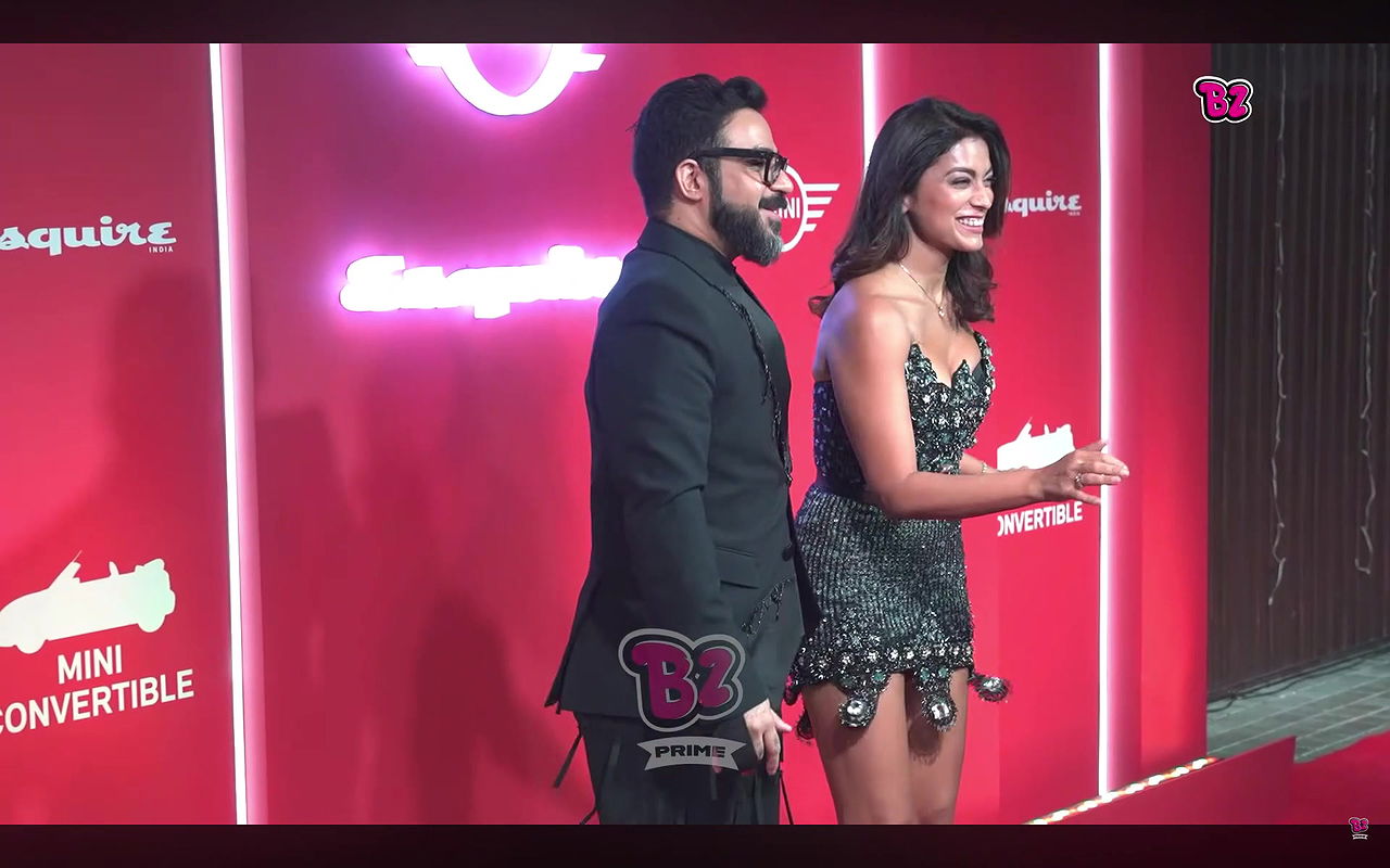 SHRIYA SARAN SHAKE HER MOMMY BOOBS HQ 2 VIDEOS [Includes Longer Duration]6