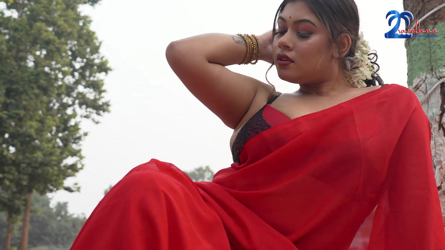 Booby horny aradhya huge cleavage hot navel show 22