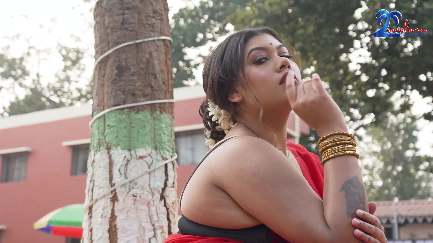 Booby horny aradhya huge cleavage hot navel show 22