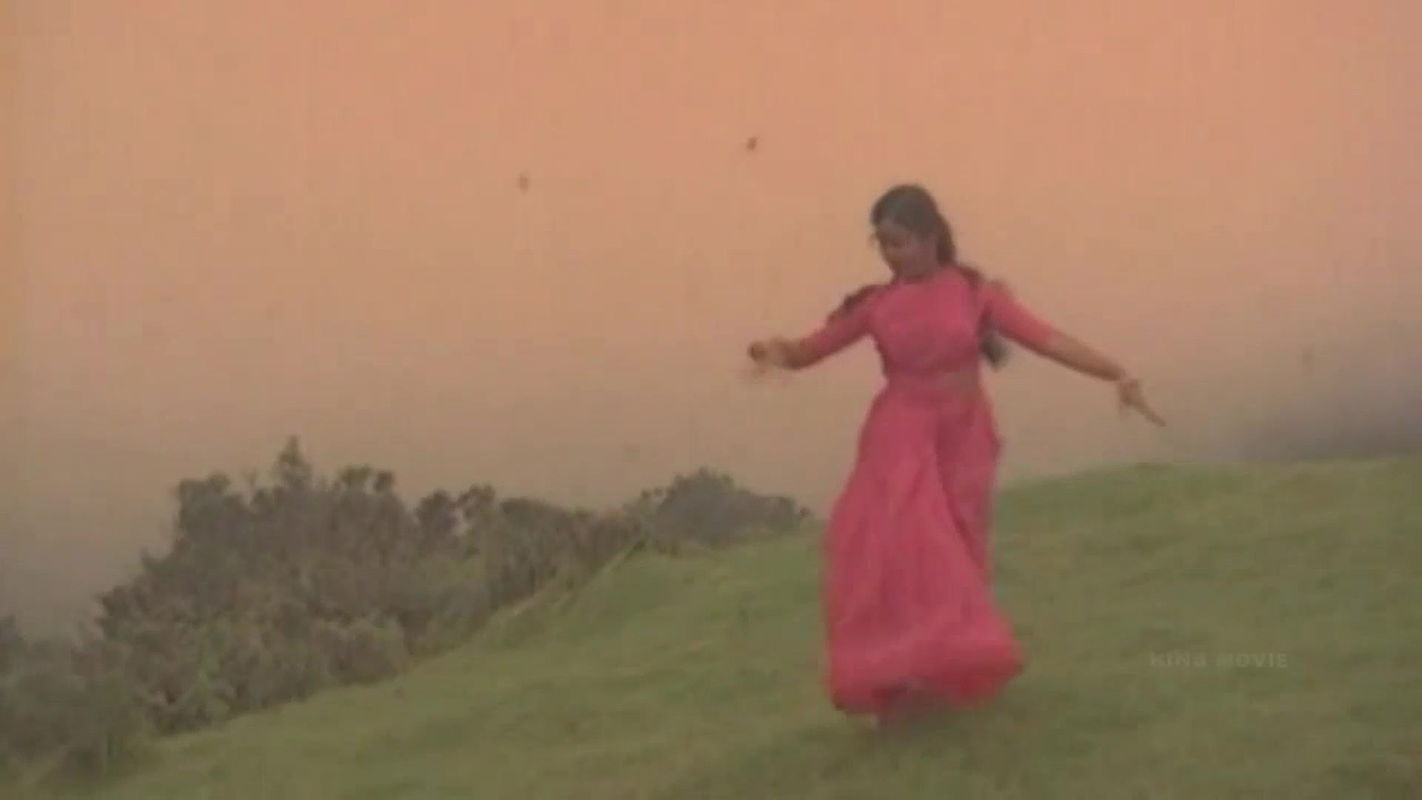 Menaka Suresh Rare Hottest Seducing Song Savithiri 1980 1