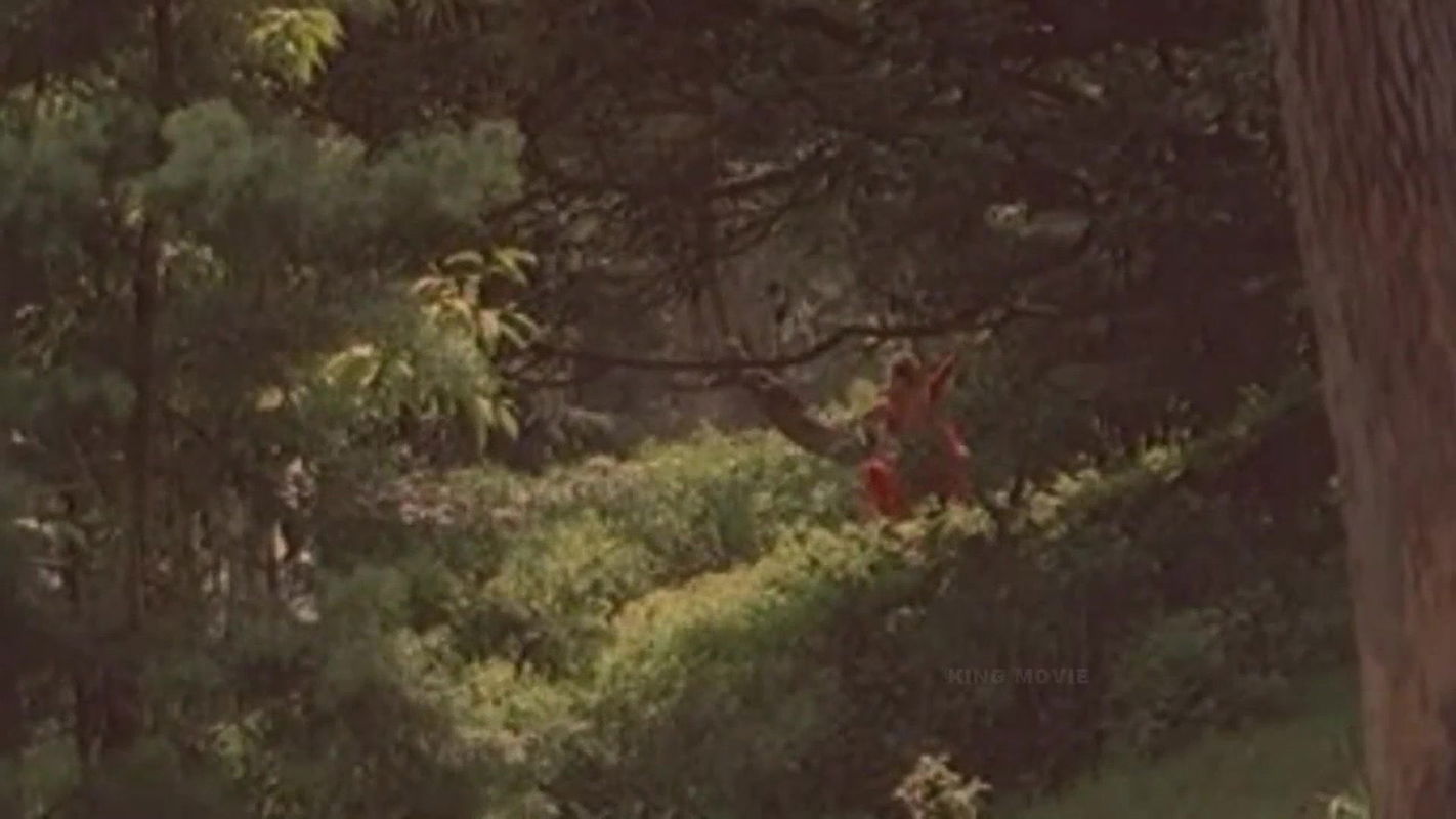 Menaka Suresh Rare Hottest Seducing Song Savithiri 1980 1