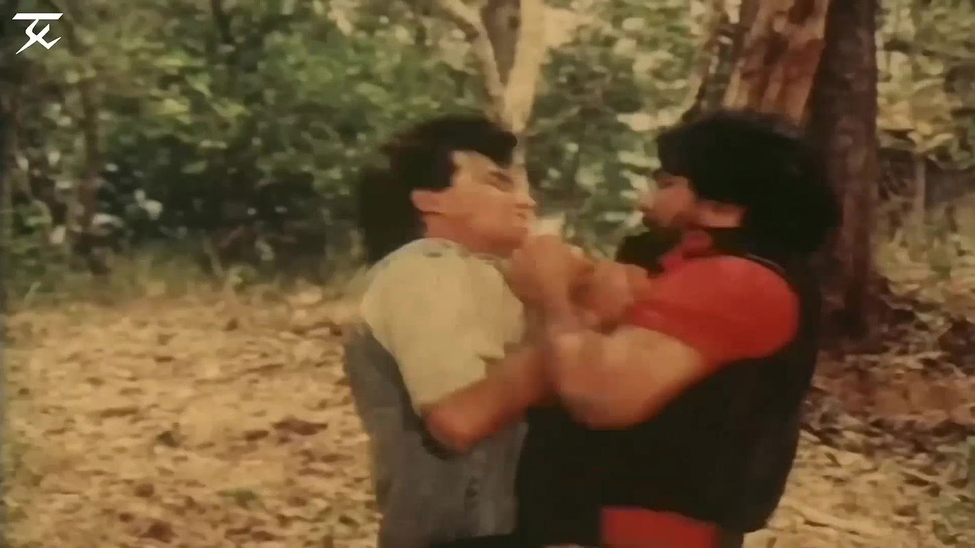 Unk Actress Hot Bikini,kiss,Rape Scenes Comipation 1-Kadhal Express2