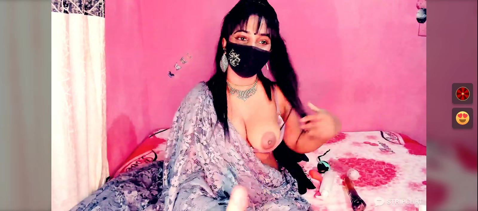 Horny Girl in saree Teasing by Showing her boobs 22